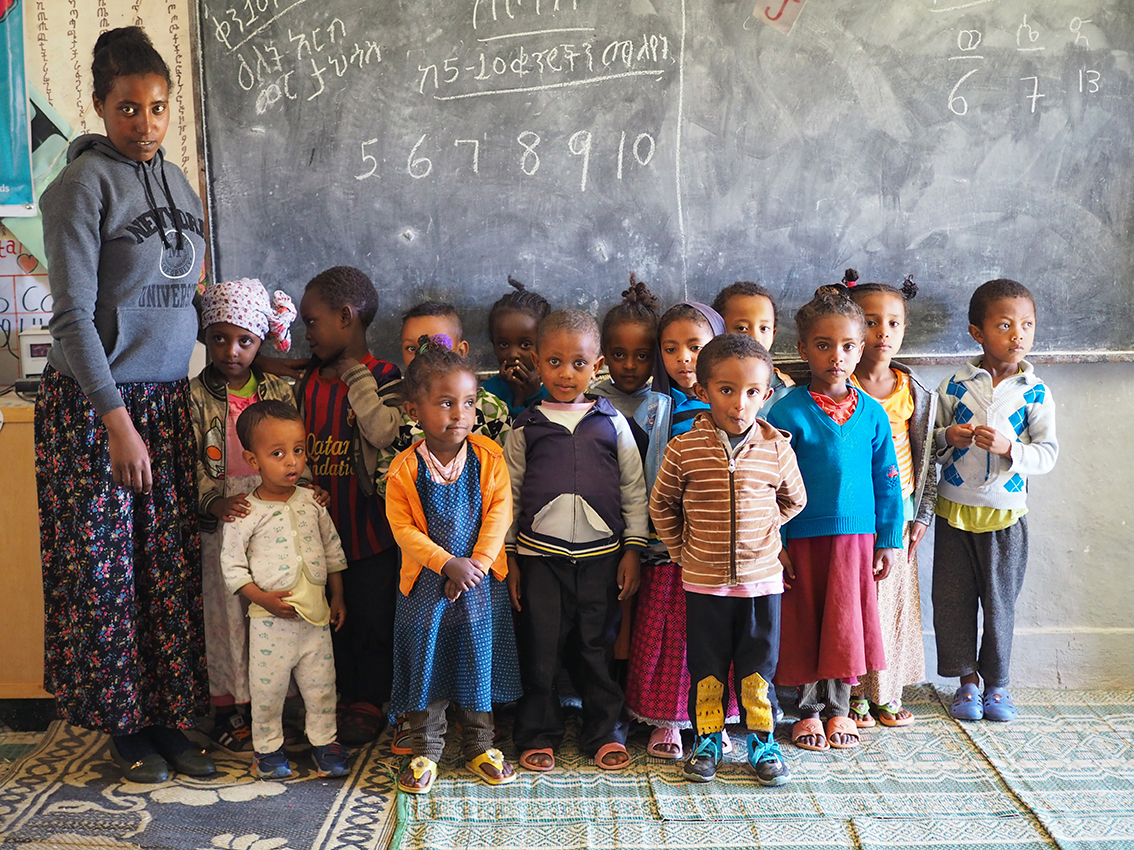 Etiopia_school_small